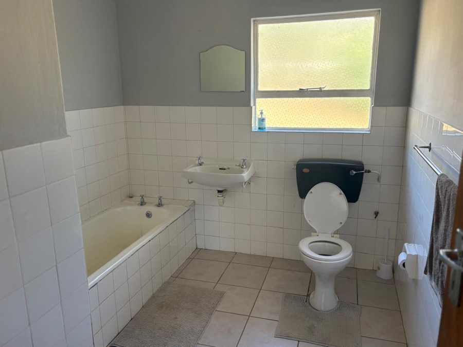 4 Bedroom Property for Sale in Barrydale Western Cape